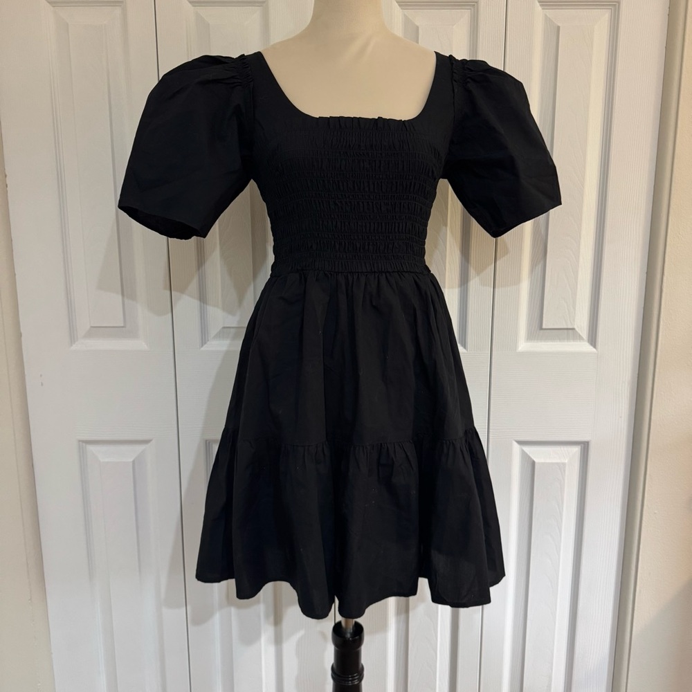 GAP NWT XS Black Puff Sleeve tiered ruffle skirt with pockets Dress